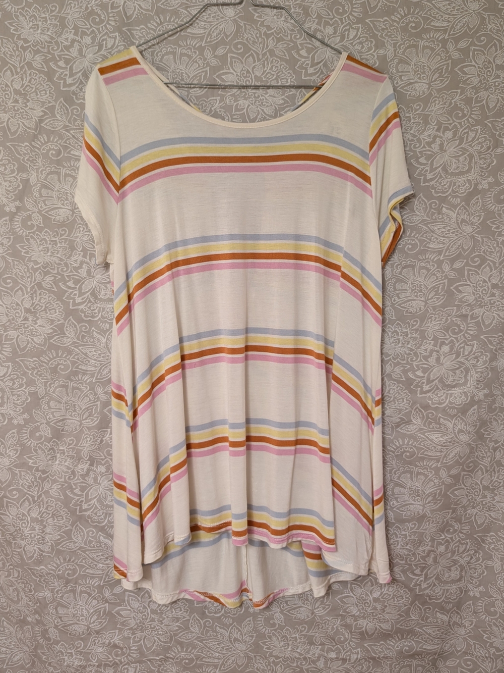 Retro Inspired Tee w/ Rainbow Stripes & Crisscross Keyhole Back